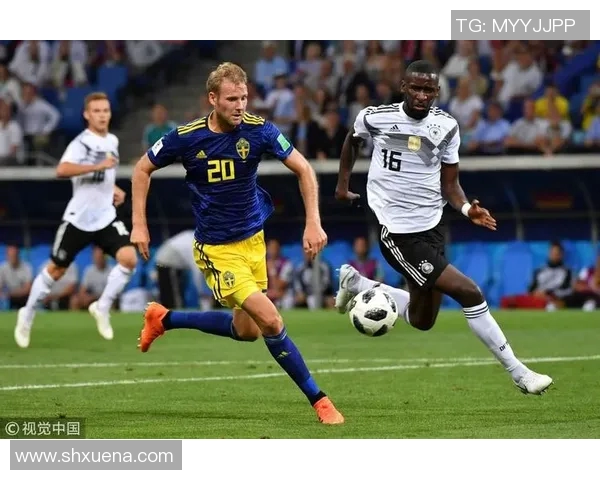 当今活跃的足球明星盘点与他们的精彩表现分析